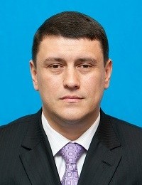 На фото Дмитрий Братыненко