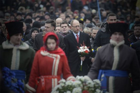 Арсений Яценюк женат, у него двое дочерей